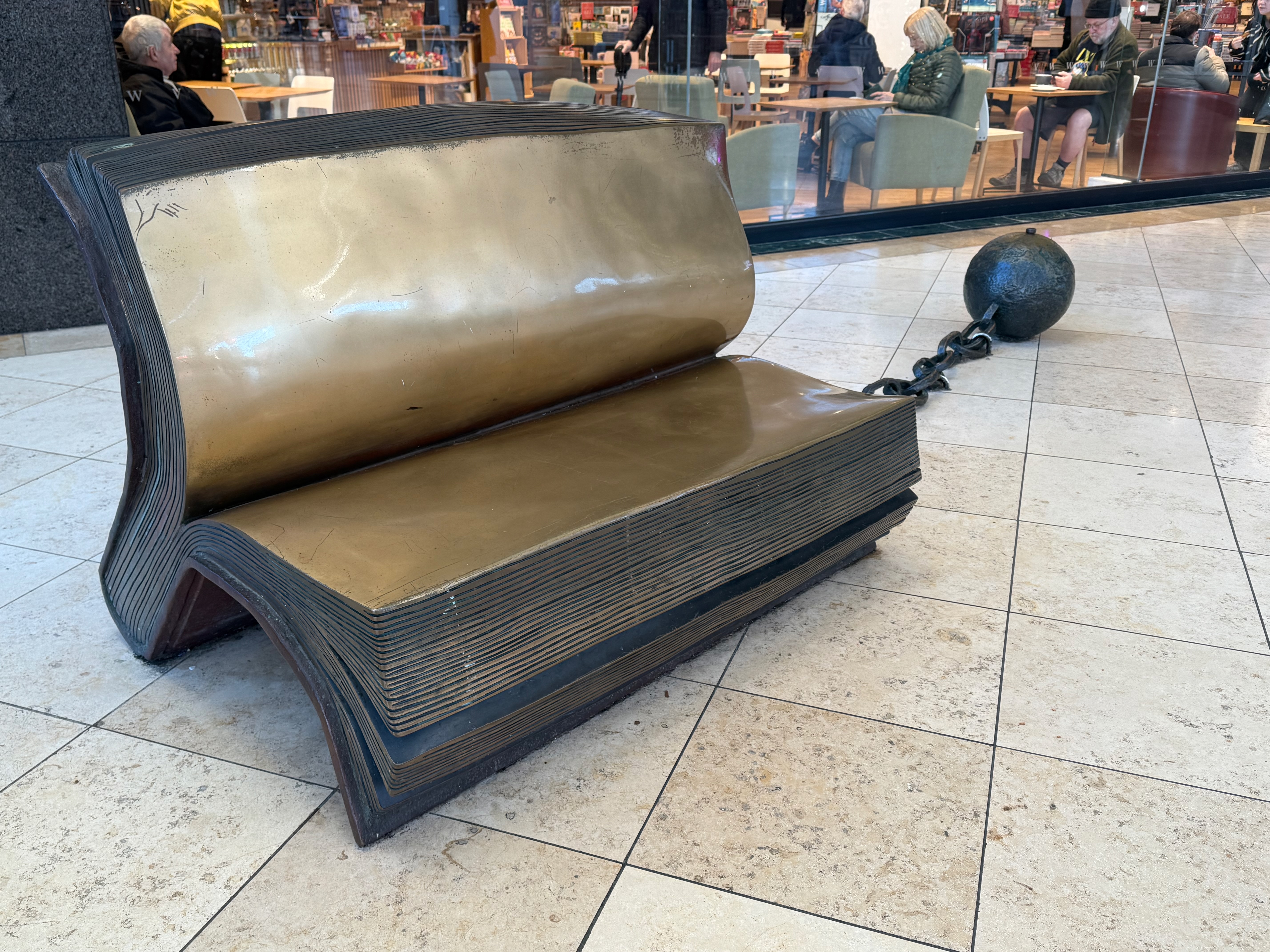 -4 to 42&nbsp;degrees