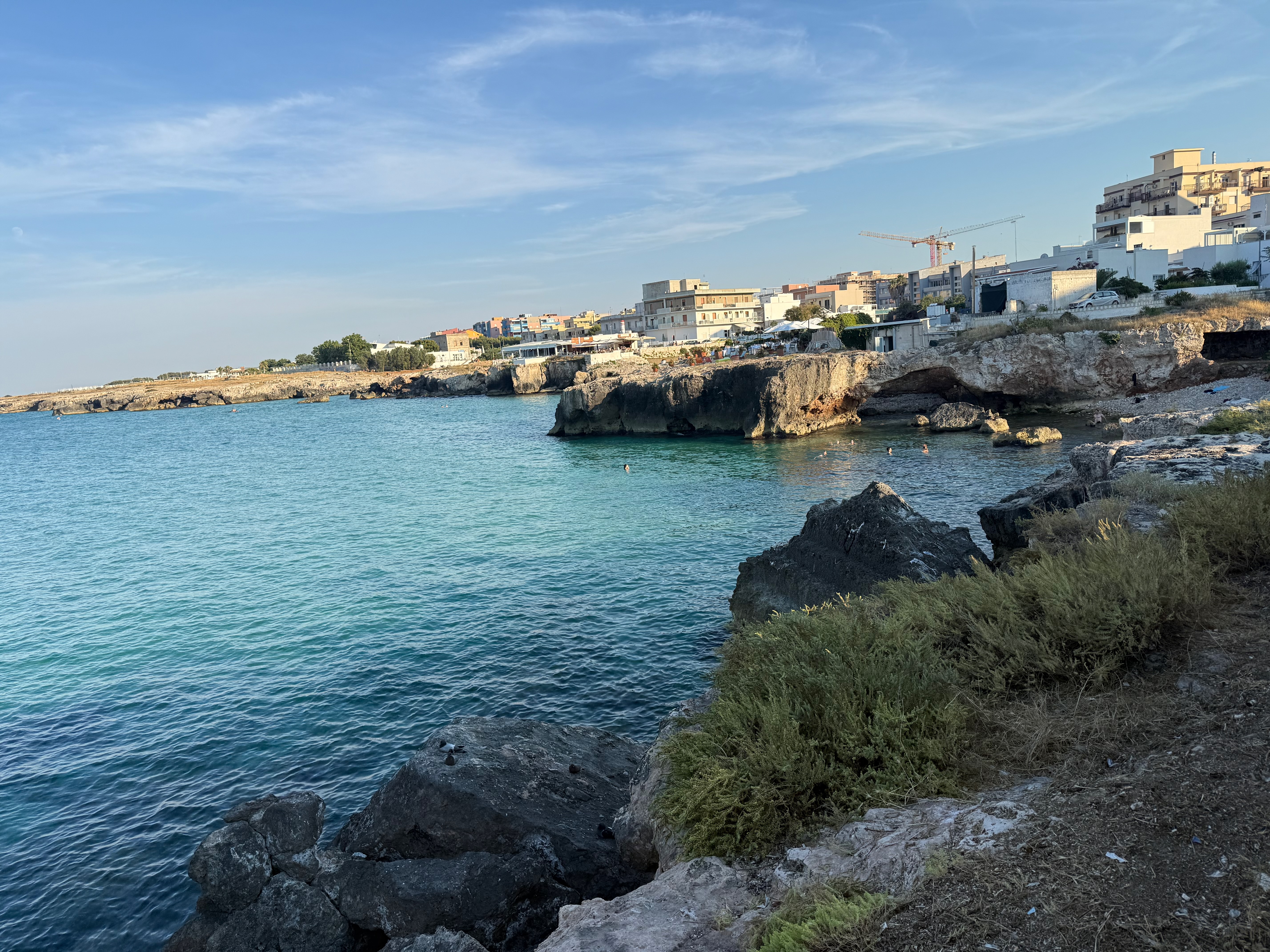 Monopoli and swimming